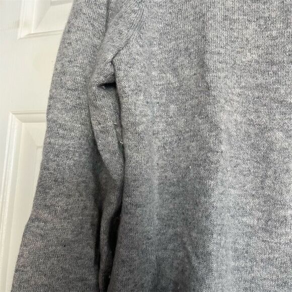 Talbots Women's Cashmere Crewneck Sweater Gray Pullover Size L - Picture 3 of 7